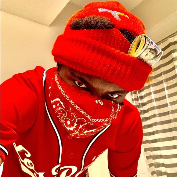 Meet your Posher, Chris - Picture 1 of 1